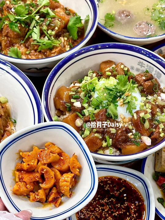 不是！这家牛肉饭怎么不早点开呢