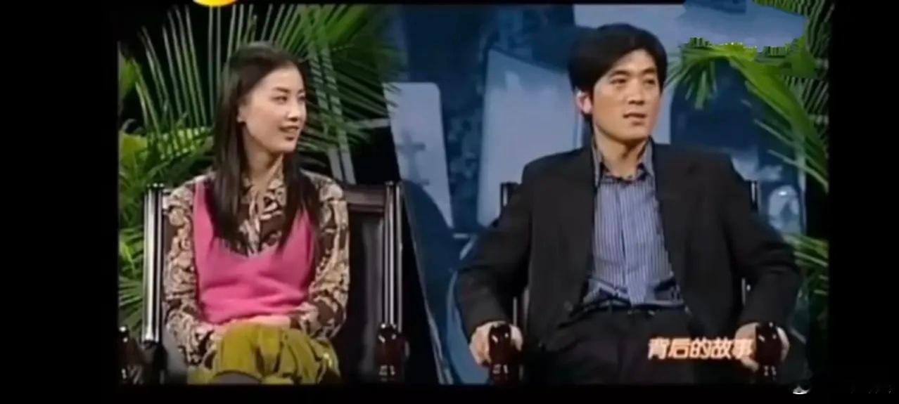 记者:你俩对彼此的初印象怎么样？？？黄圣依:刚开始认识的时候，对杨子的第一印象不