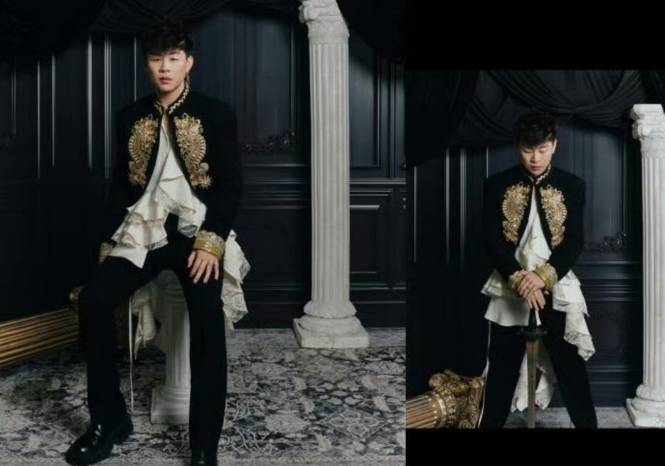 伯远追星胡彦斌成功伯远追星胡彦斌成功也太让人羡慕了～ 胡彦斌现场稳如行走的CD，