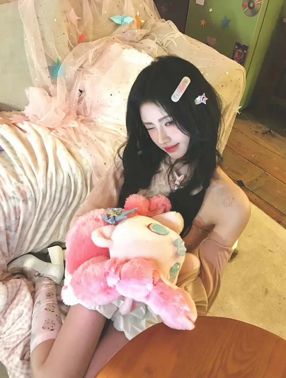 鞠婧祎这个很美啊，特别像小蝴蝶 