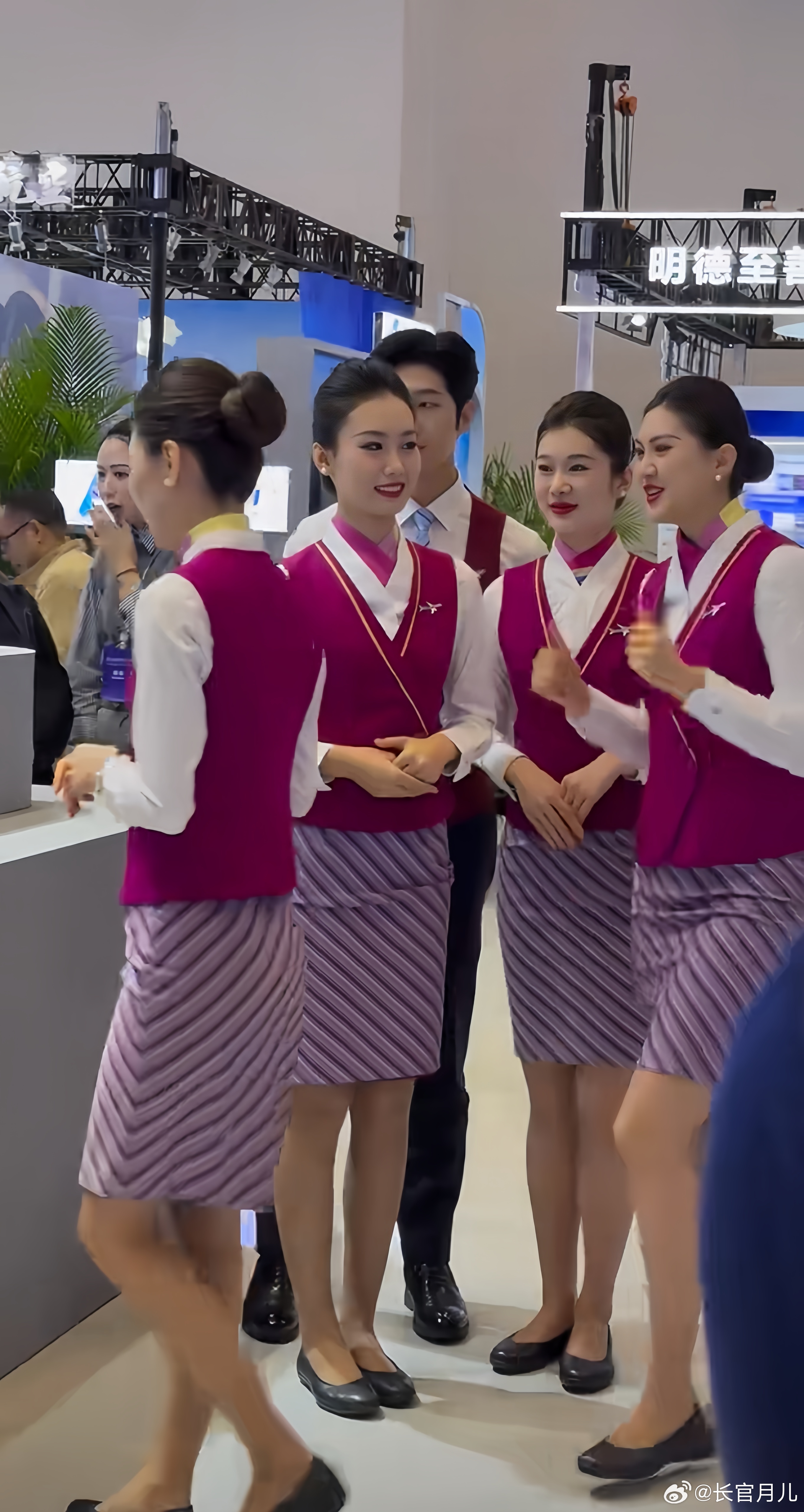 南航空姐航展活动的一天 