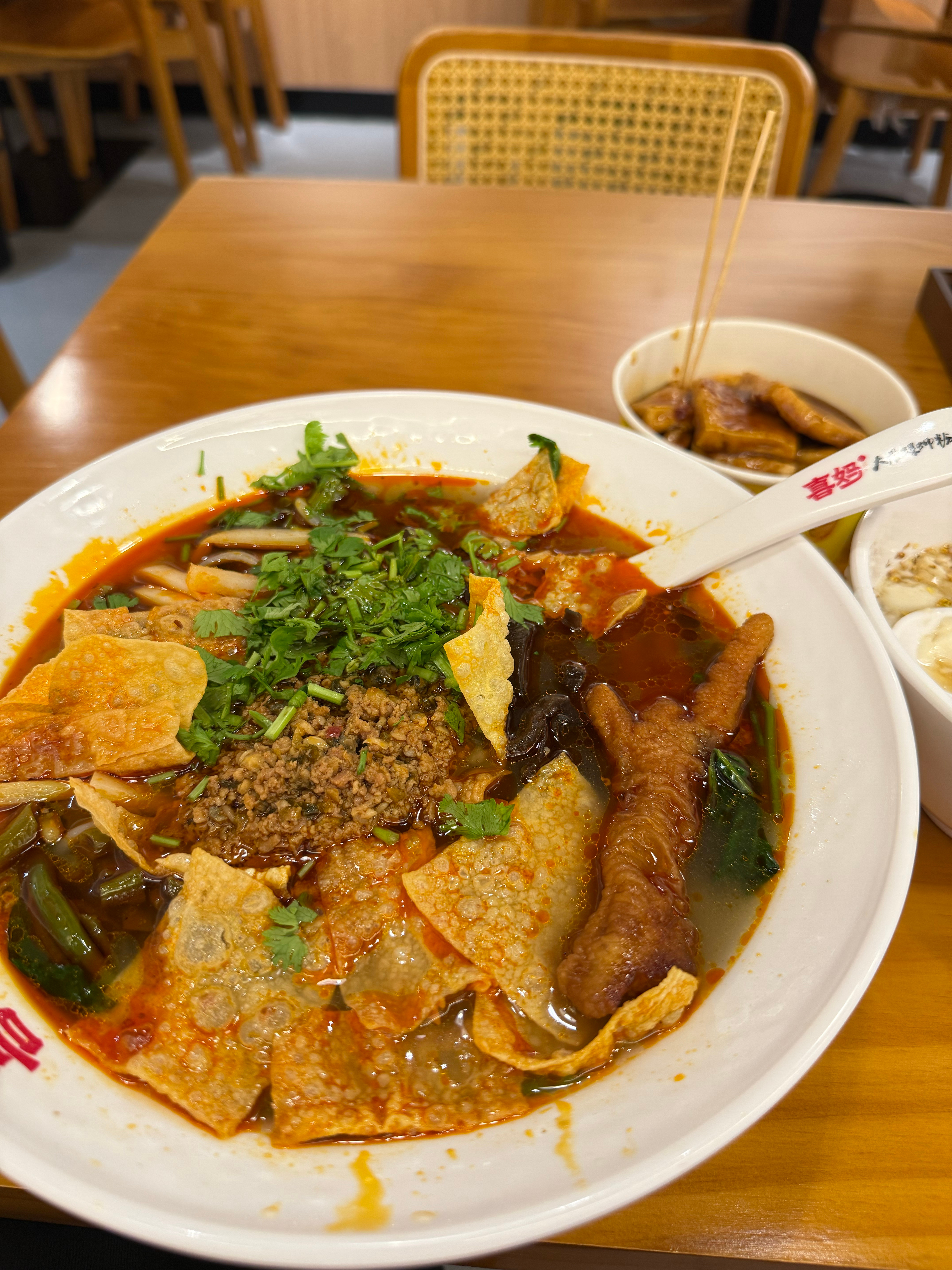 选东西选到吃不好饭睡不好觉眼睛疼  ​​​