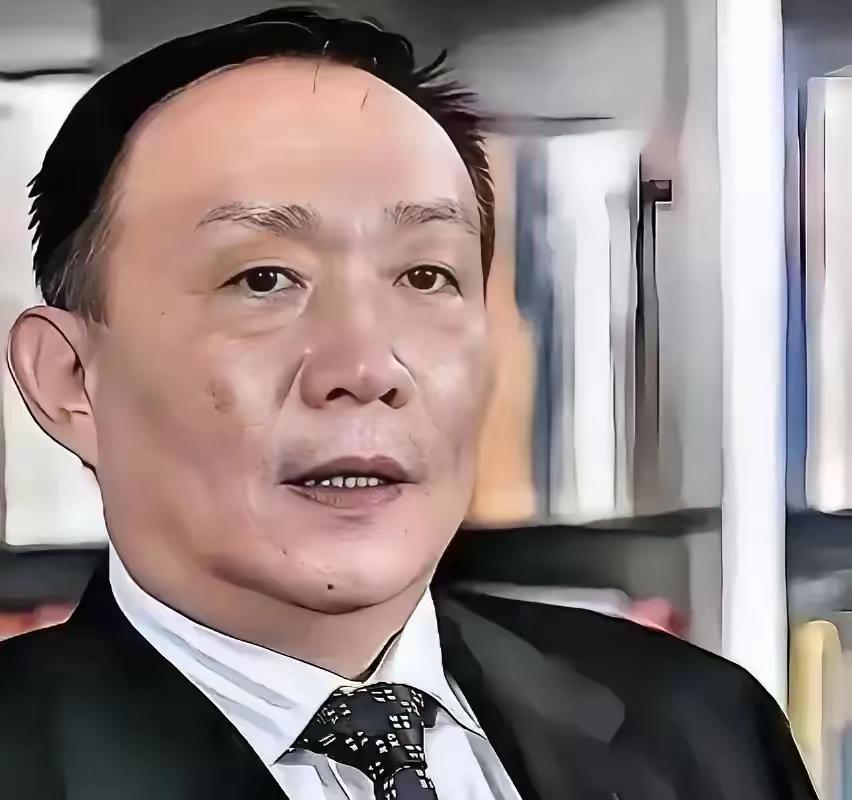 卢麒元说：最狠的间谍，不偷你的情报，也不策反你的人，就像有人进了你家，不偷钱不抢