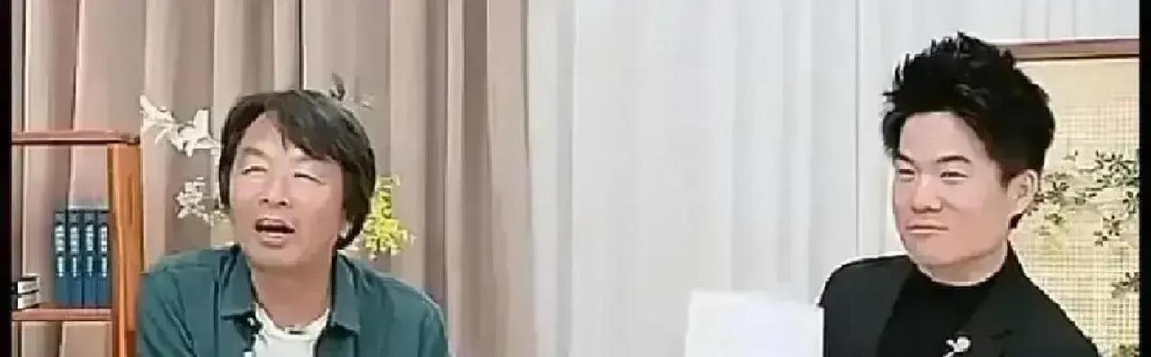 董宇辉直播卡壳3秒，销量反涨12%
 
昨晚他介绍五常大米，突然忘词。屏幕静了3