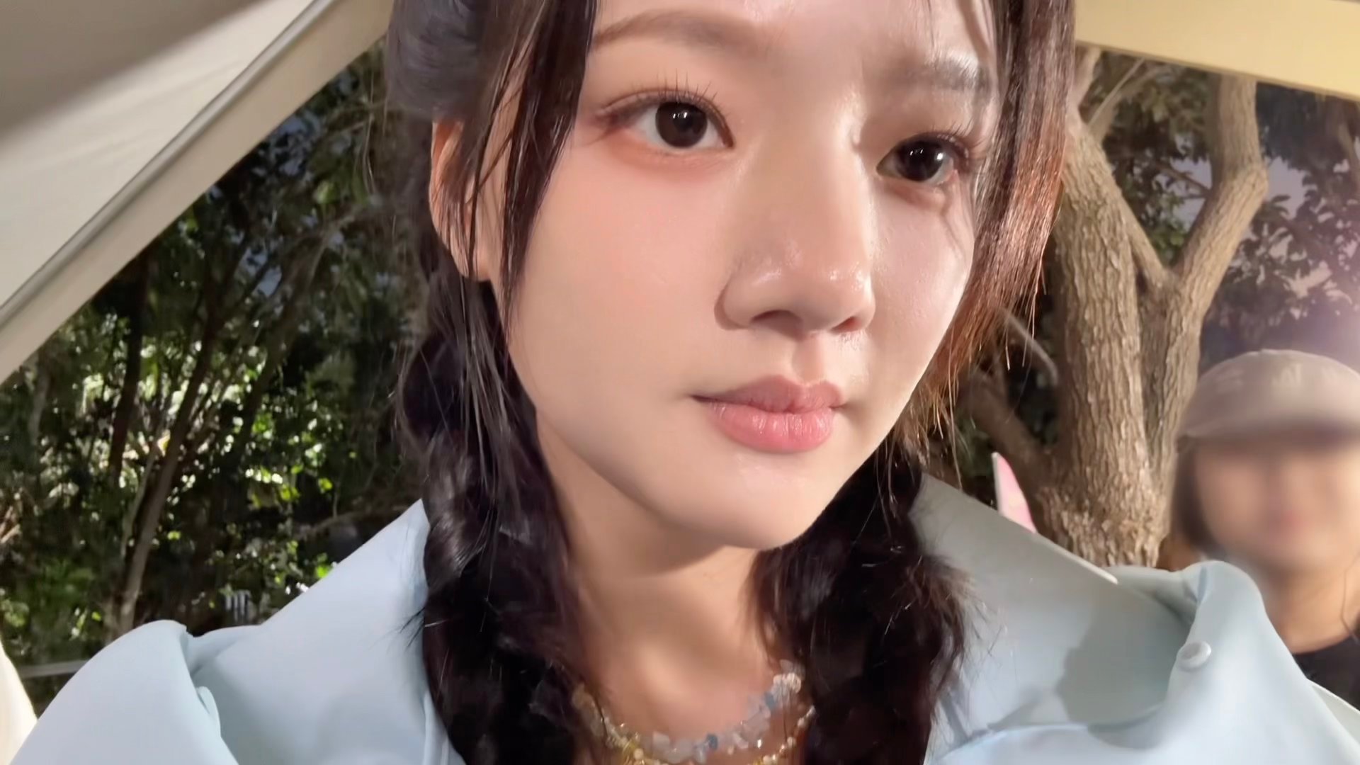 任敏吃蚂蚁 任敏吃蚂蚁这段我真的来回看了好几遍，不是因为她多勇敢是因为她那个表情