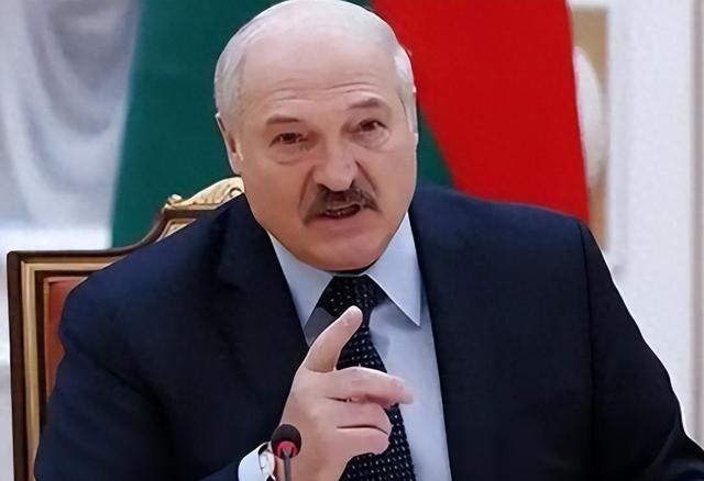 一旦俄乌战争结束，三国面临亡国，还有一国将会被西方乌克兰化

一旦俄乌战争尘埃落