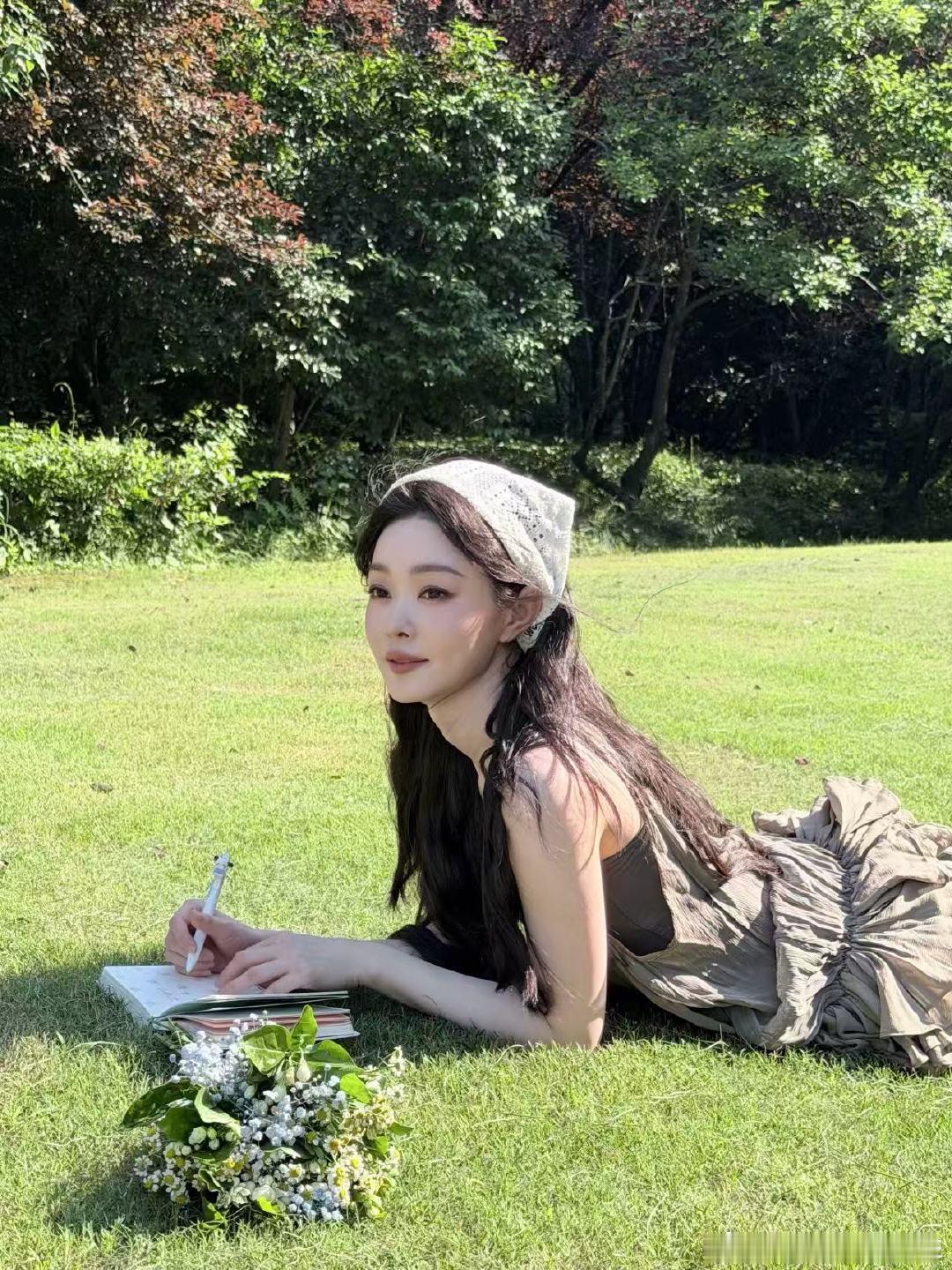 宋轶天选种田文女主 光是一组田园随拍，就脑补出一整本种田爽文！开荒种菜、小院养花