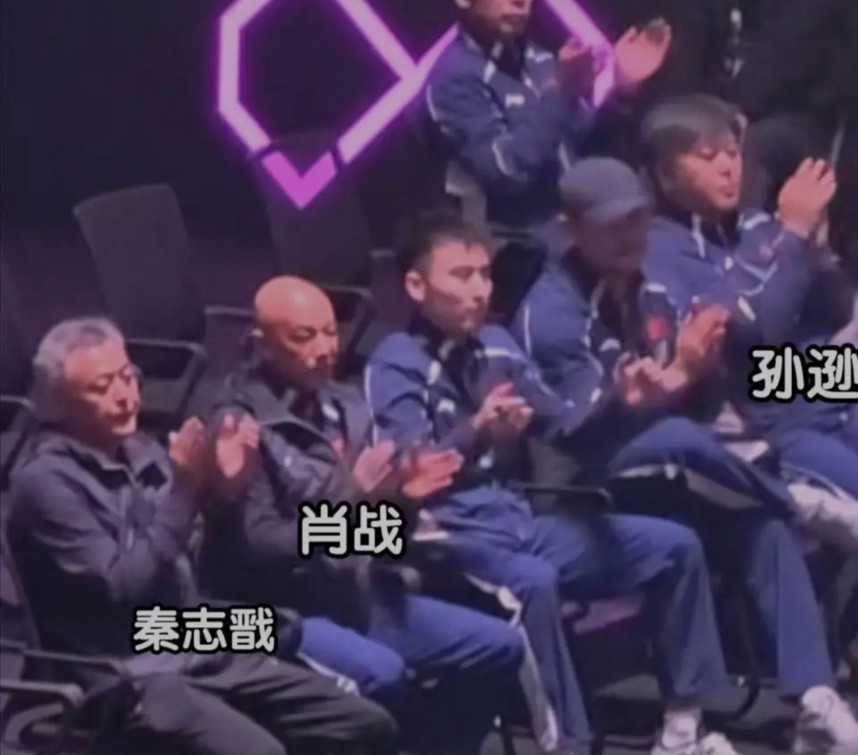 只要一天不公布教练分配，那么每一家都可以卖惨自己毫无资源，从而为可能发生的失败找