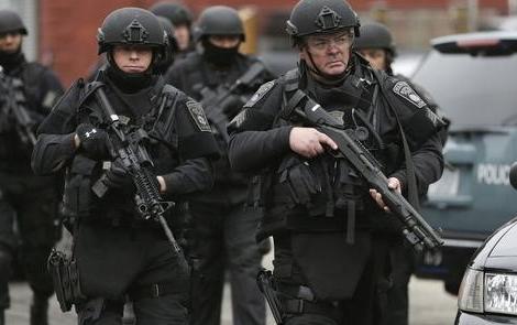 首都深夜突发枪击，按理说一国首都理应是治安最稳、最让人放心的地方，可放到美国华盛