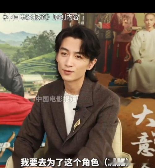 陈晓暴瘦的原因陈晓回应暴瘦陈晓的瘦是敬业的勋章，为了呈现角色的真实感，他甘愿褪去