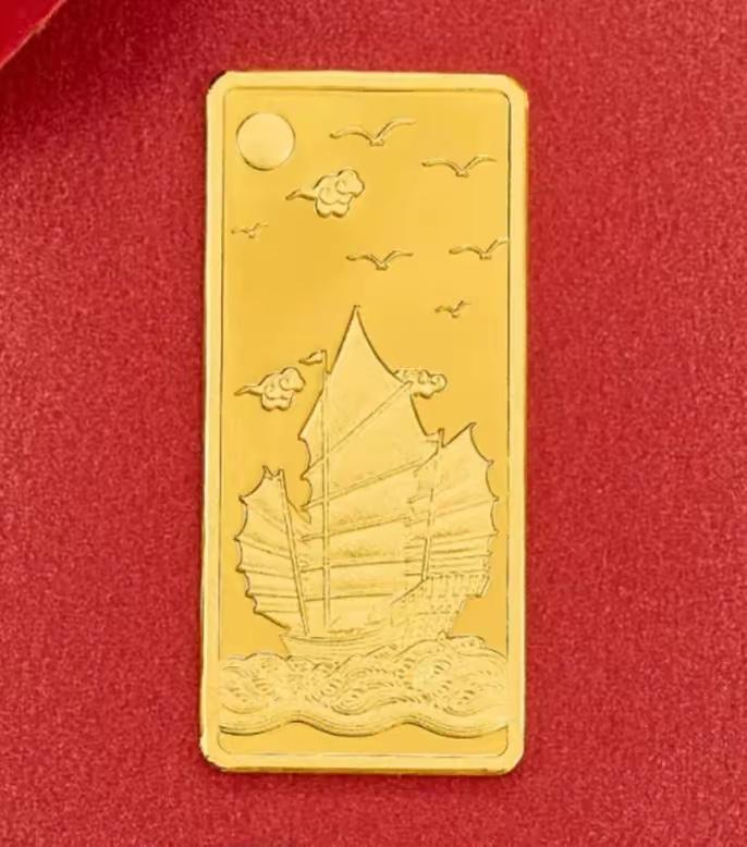 黄金还有没有可能大幅上涨？？彩礼三金五金怎么办是好？

黄金这玩意儿现在涨得跟疯