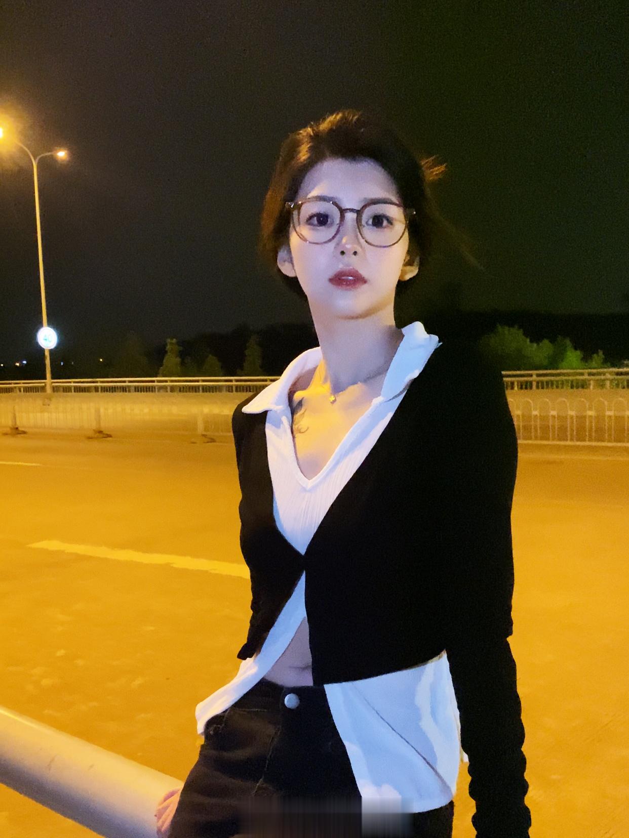 姐姐🖤 ​​​