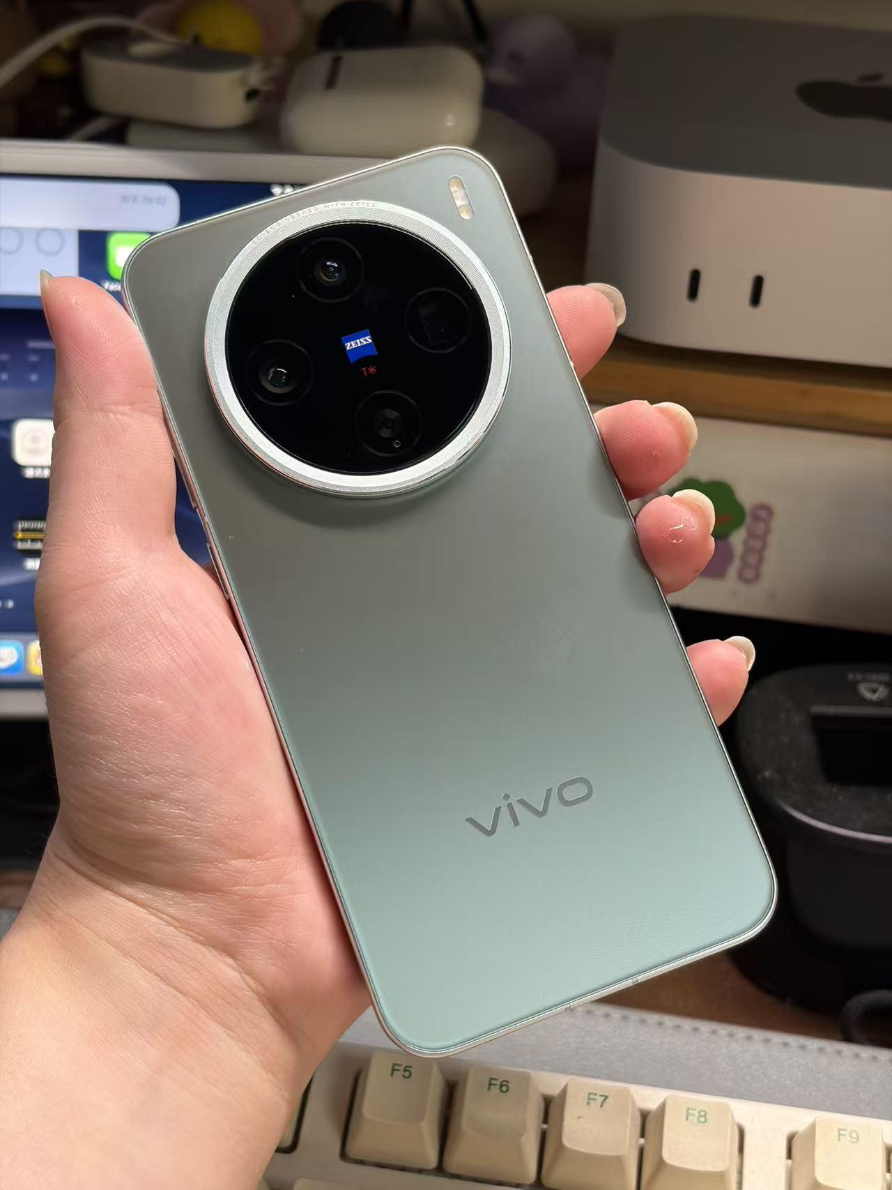 这一年多用的最多的主力机
vivo x200 pro mini真的是
我这一年多