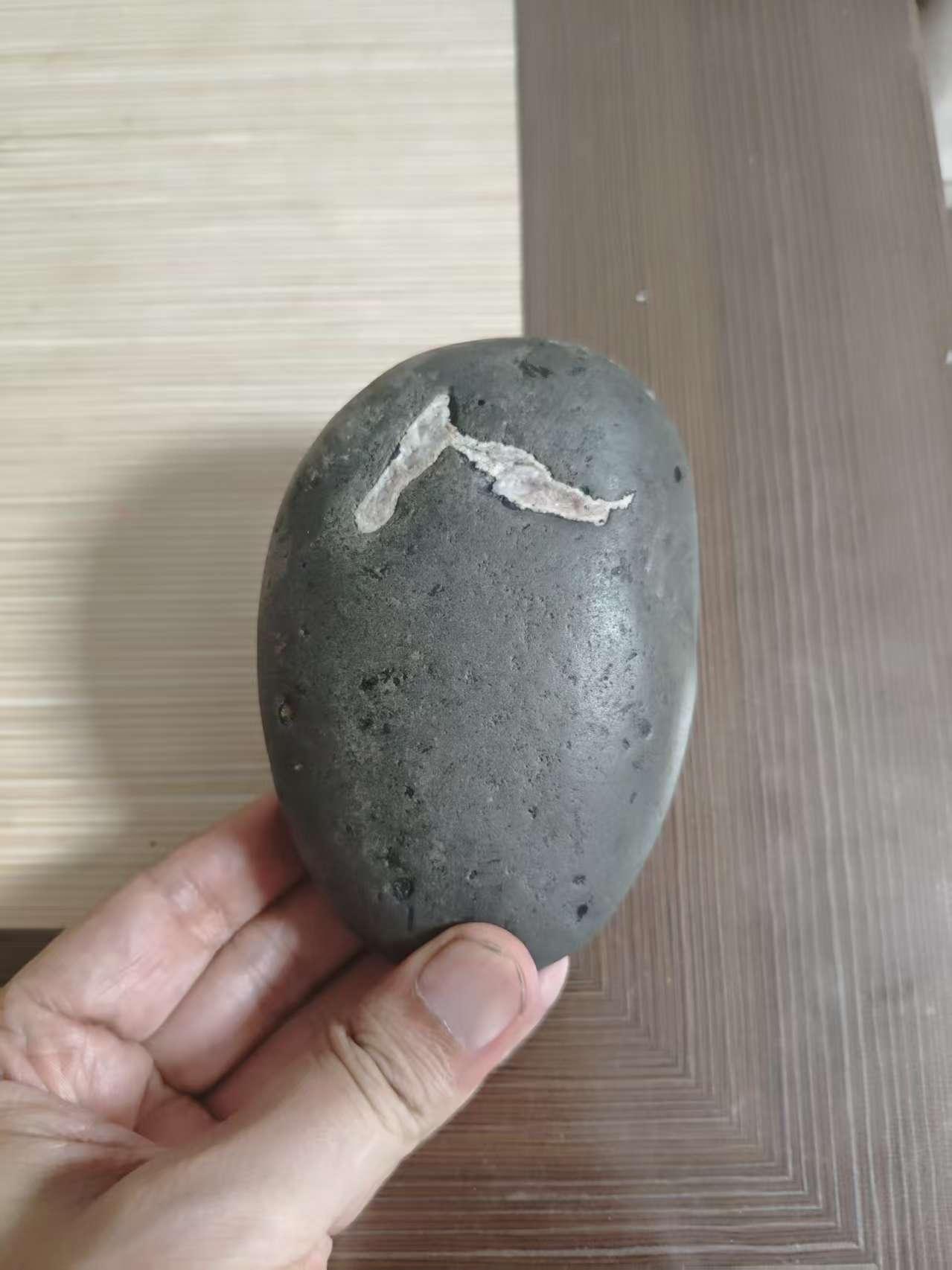 晒晒你收藏的石头它山之石，可以攻玉。发现奇石，不分地域。读懂奇石，不分人群。相识