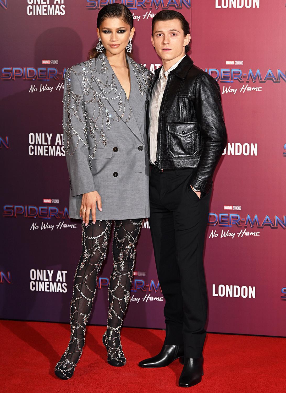 Zendaya被Tom Holland迷住了。
这位 25 岁的Euphoria