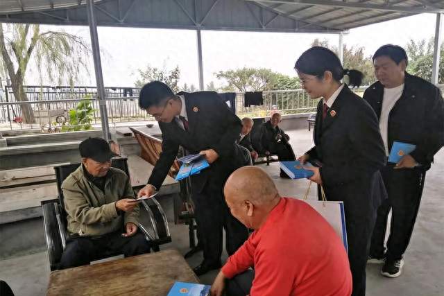 敬老月 | 蒙阴县检察院开展主题法治宣传活动