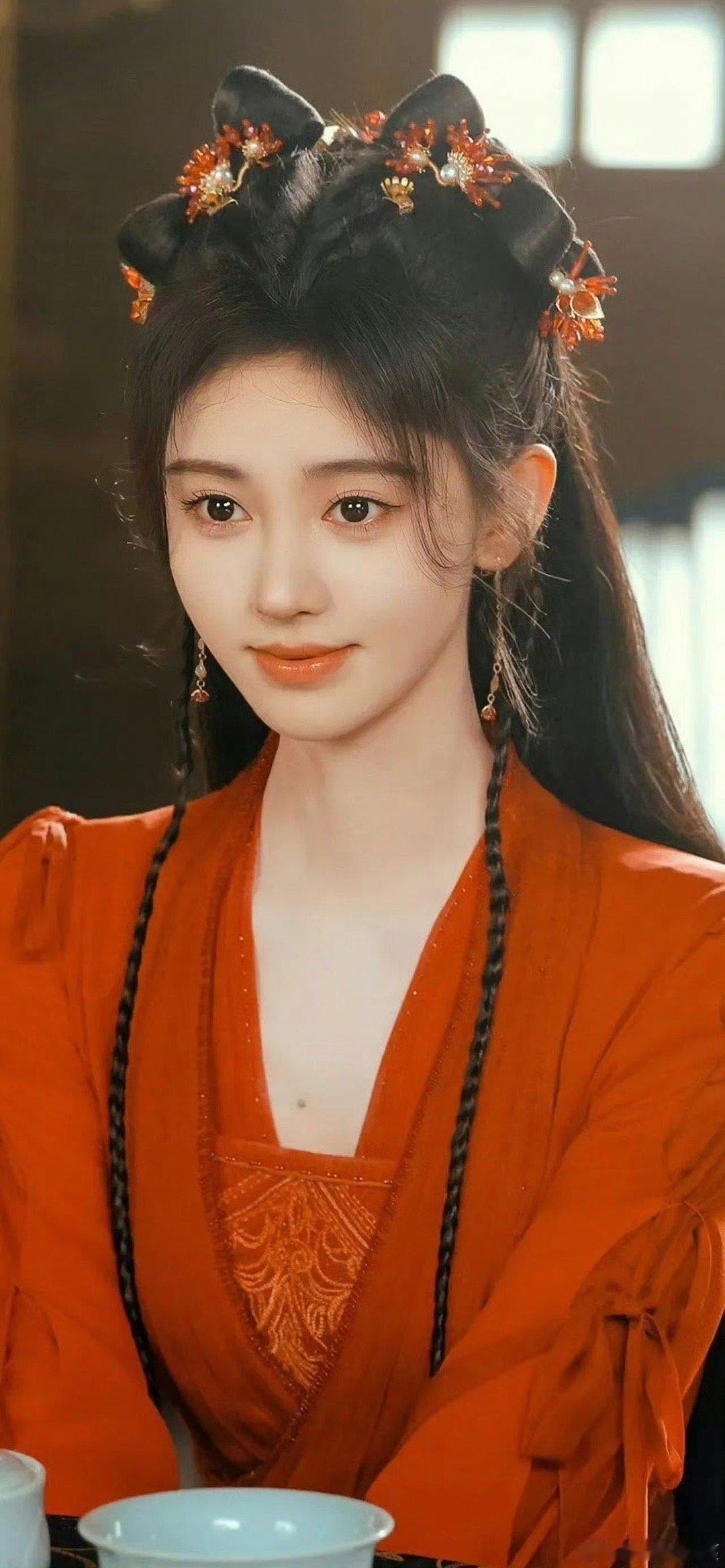 丝芭古装红衣KPI名不虚传！从鞠婧祎的惊艳破碎感，到孙珍妮的鲜活少女感，再到《勿