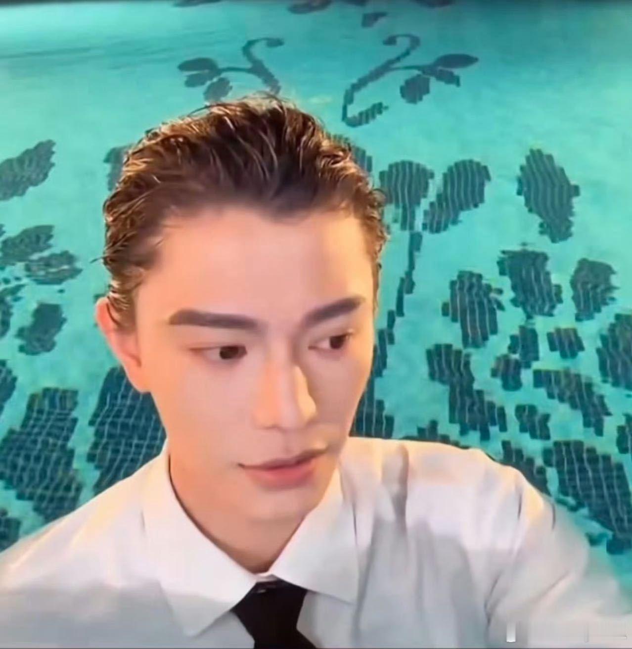 丁禹兮剧宣发力了丁禹兮张海虾什么时候复活呀 丁禹兮打造的水下陪看直播新意十足，紧