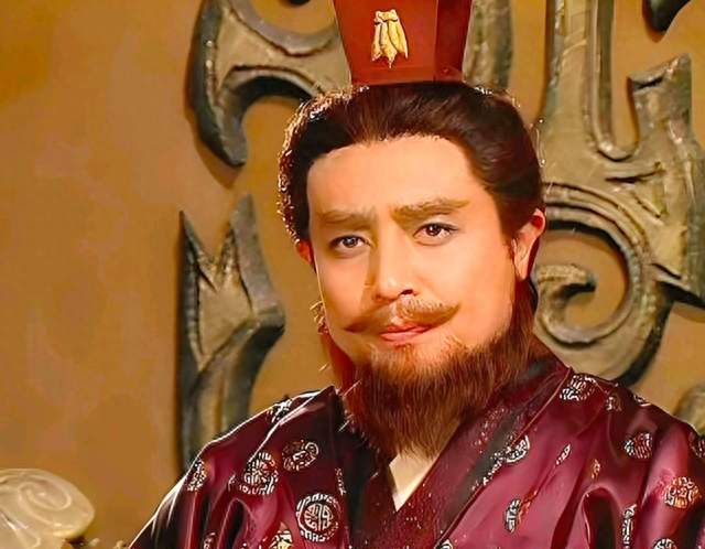 “生子当如孙仲谋”：曹操这句话，是对孙权最狠的欣赏与忌惮