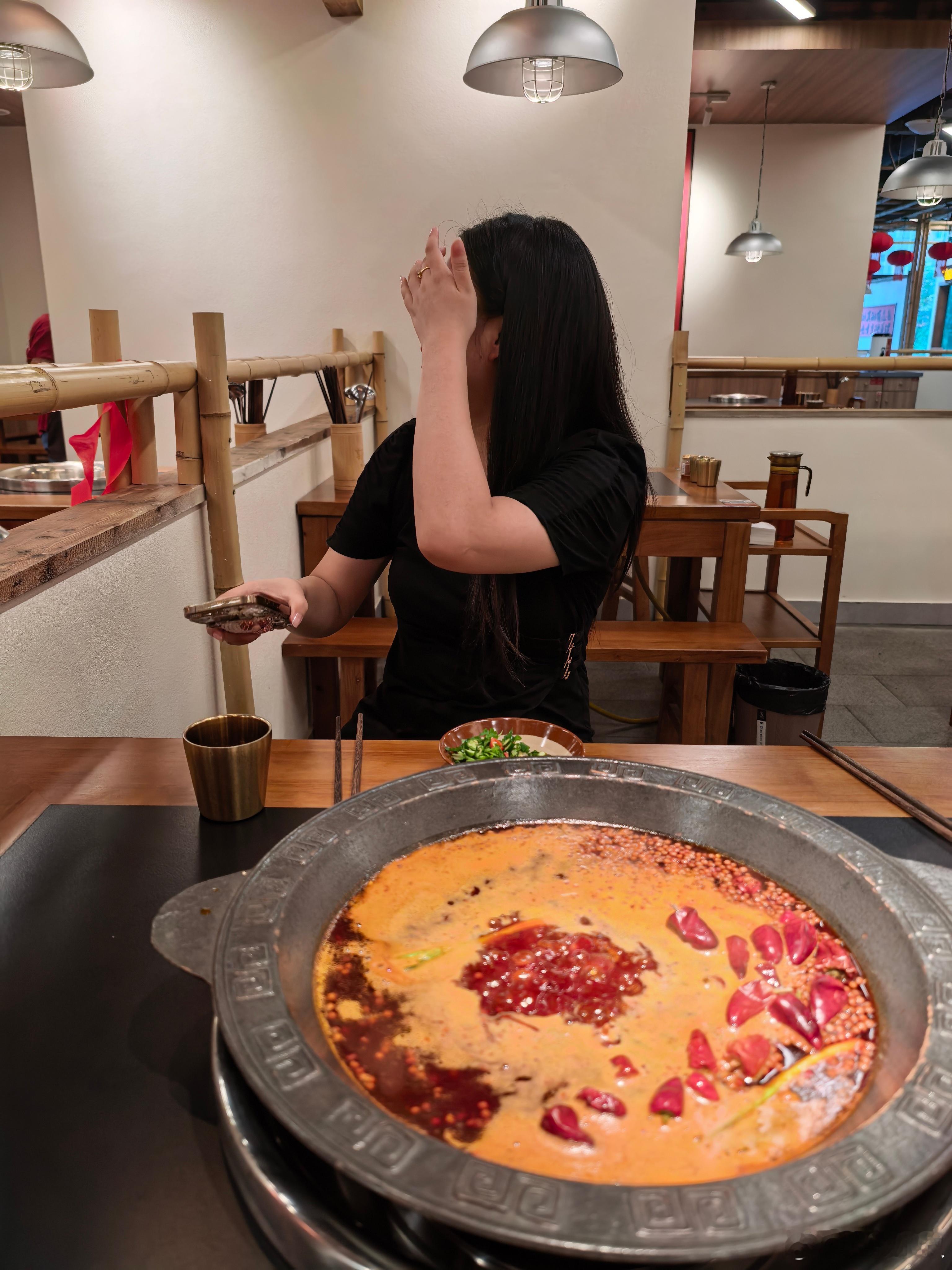 周末了约个火锅🥘 ​​​