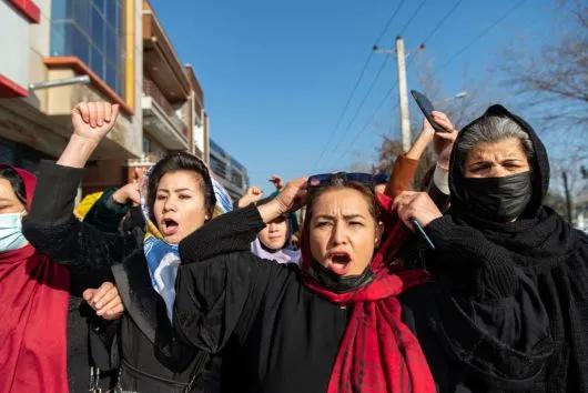 据韩联社消息，国际刑事法院（ICC）于7月8日签发了针对阿富汗塔利班最高领导人海
