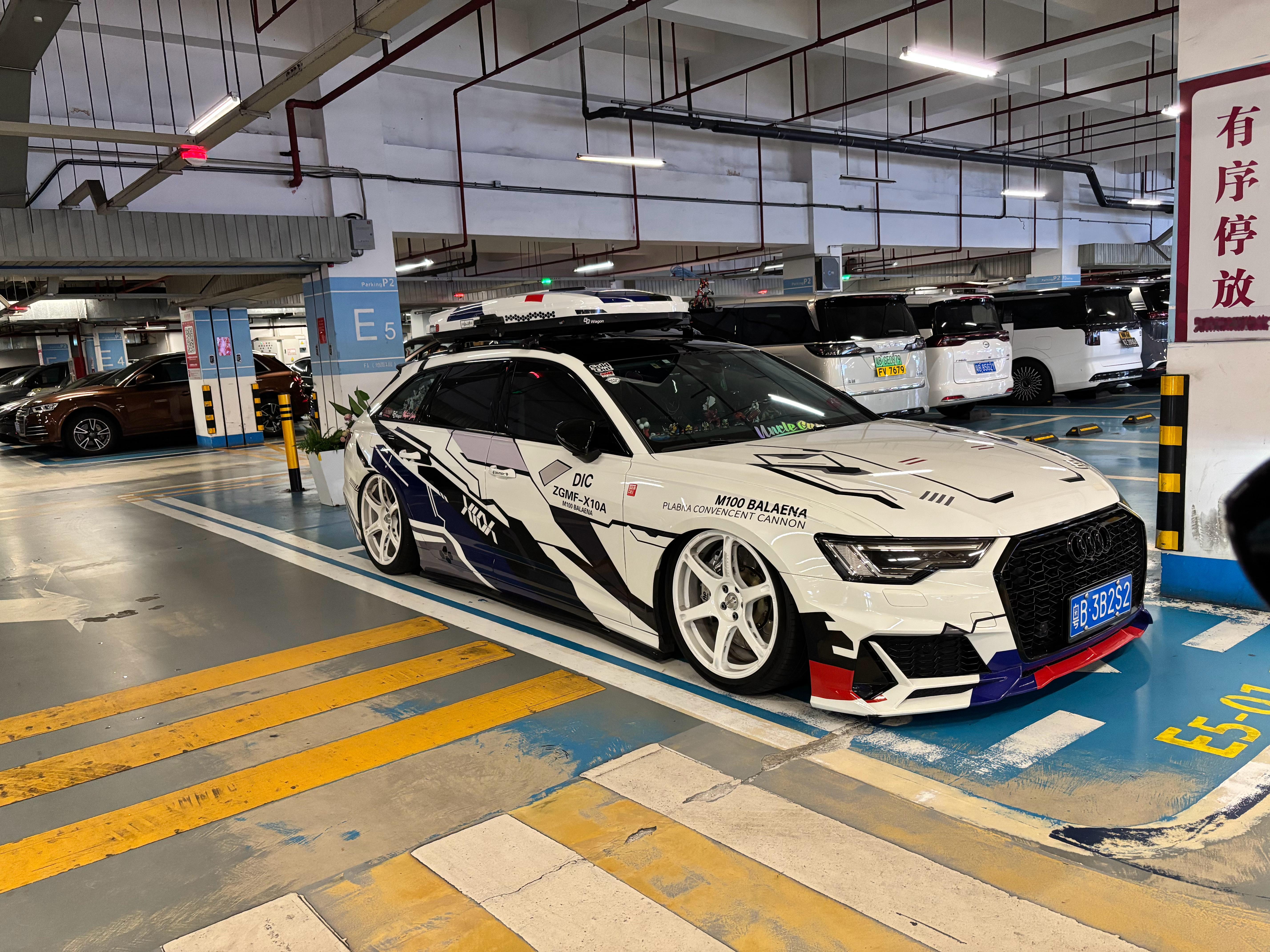 深圳机场停车区总有观赏性拉满的车