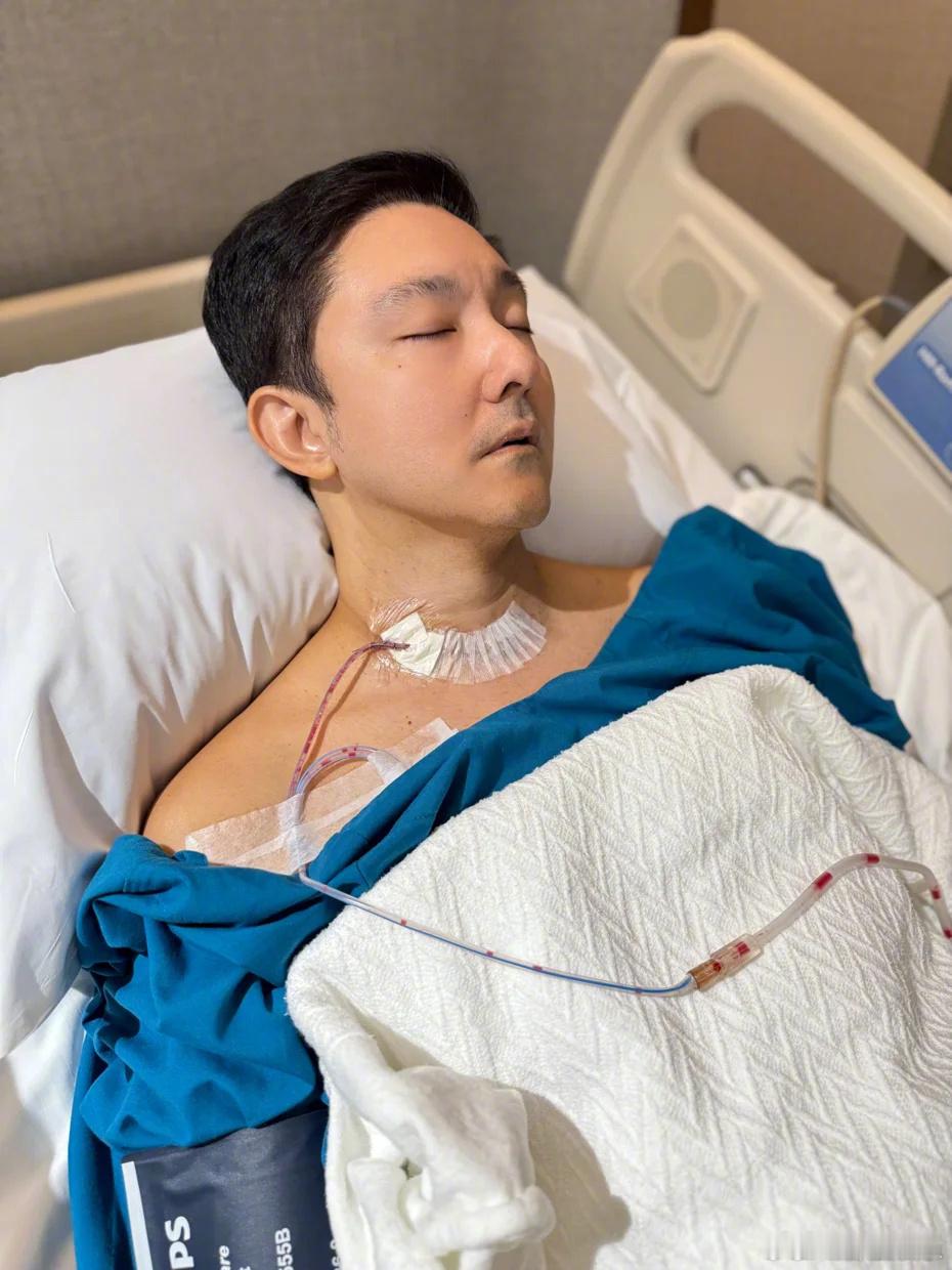 立威廉回应患甲状腺癌立威廉患甲状腺癌综合公开报道，立威廉在今年7、8月被诊断出甲