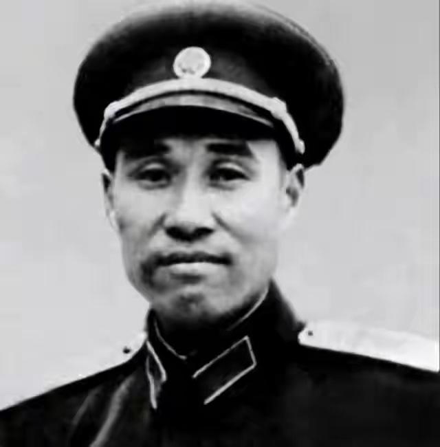 1957年，开国少将金绍山41岁病逝，妻把六个孩子的姓名全部改换。

这事儿听起