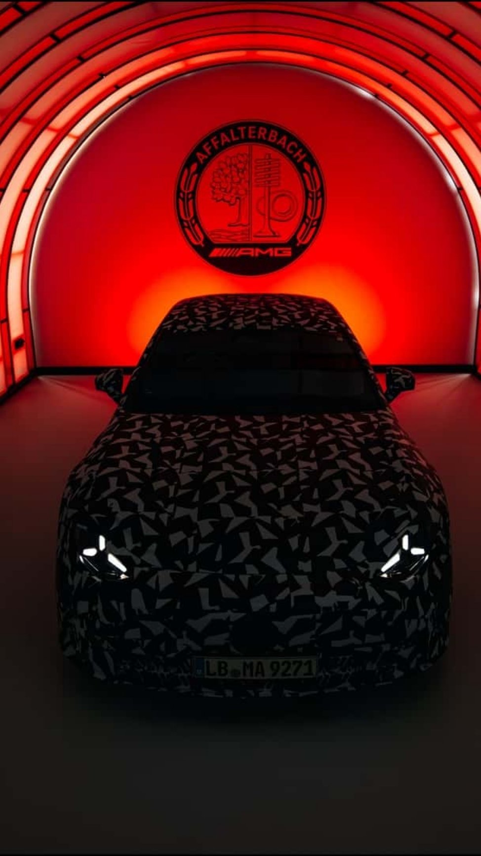 AMG有新车了…可能就是未来AMG 4door Coupe 的换代虽然这次只是做