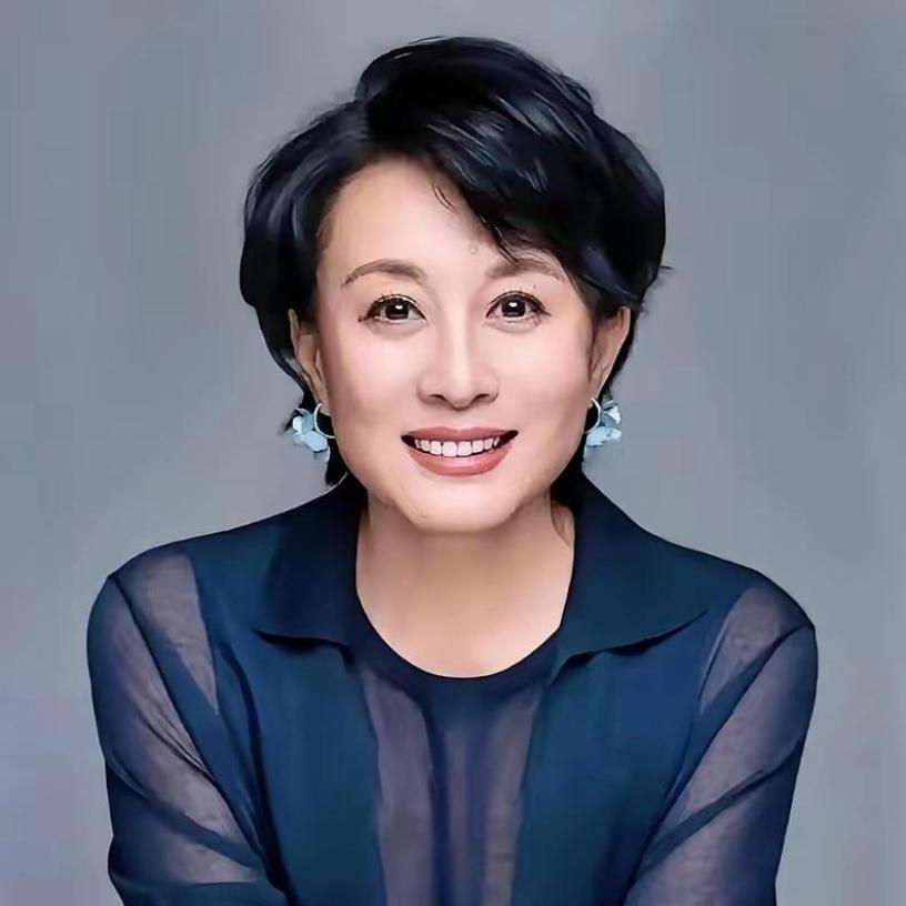 颜值演技双在线，却始终戏红人不红太可惜
 
有位女演员真的让人意难平，胡歌、刘烨