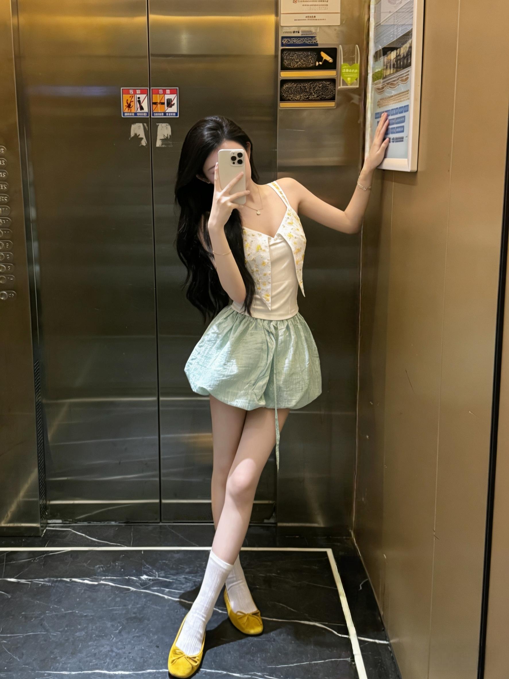 上了很多年学 却什么都没学会 请叫我白学公主