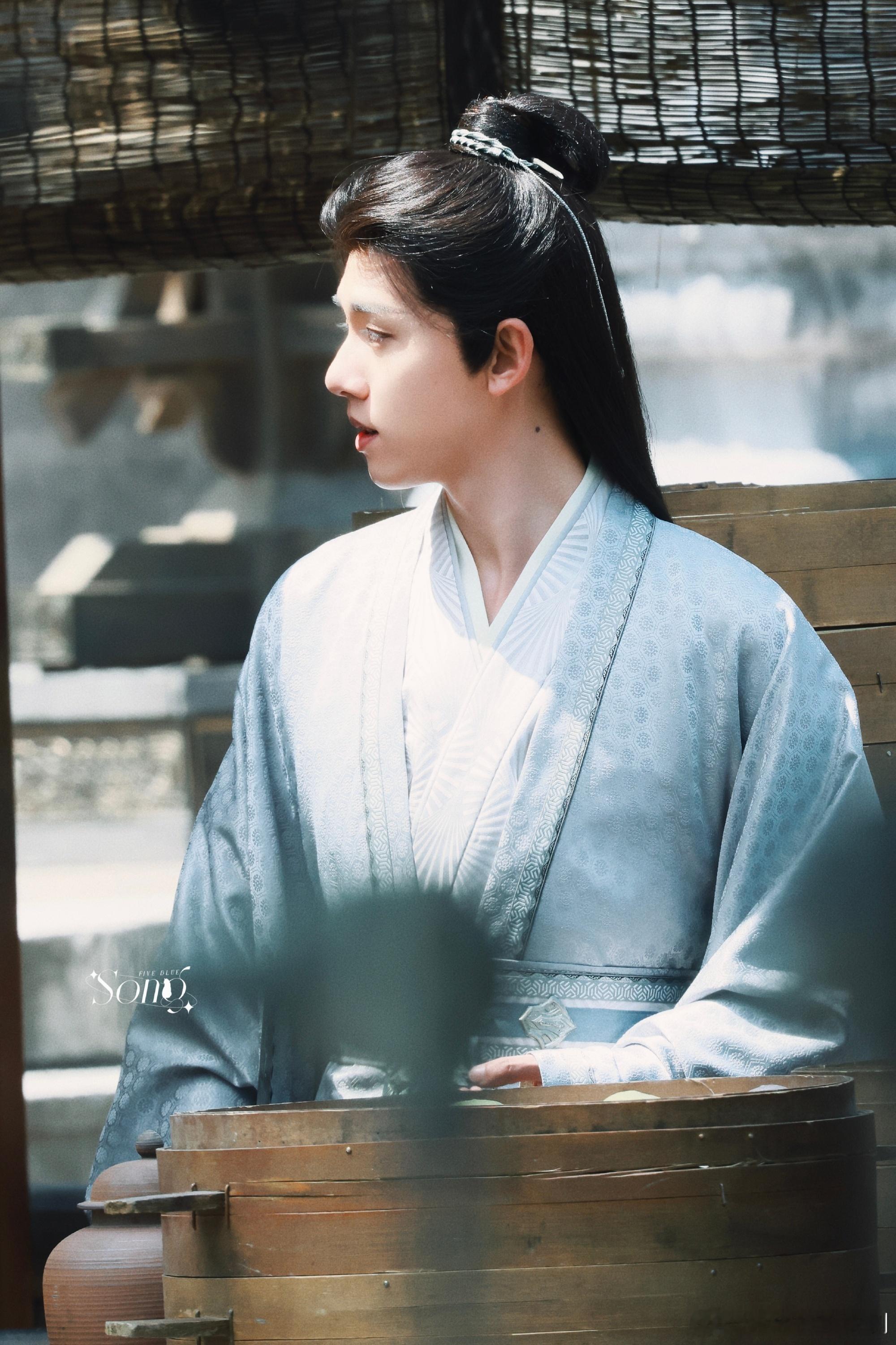 豫章王萧千清满心期待孔雀札青，却被套路成小雏鸟，这波和托尼老师斗智斗勇输得明明白