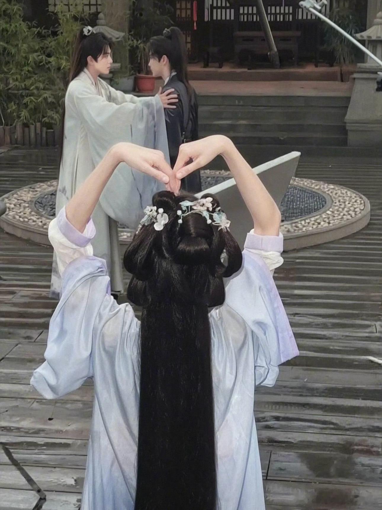 李一桐曾舜晞邓为云秀行3.3%李一桐曾舜晞邓为云秀行3.3%我看着挺好看的既有朝