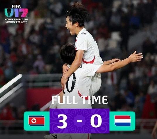 世界上有三种足球！世界足球，朝鲜足球，还有中国足球。世界足球怎么练的全世界都知道