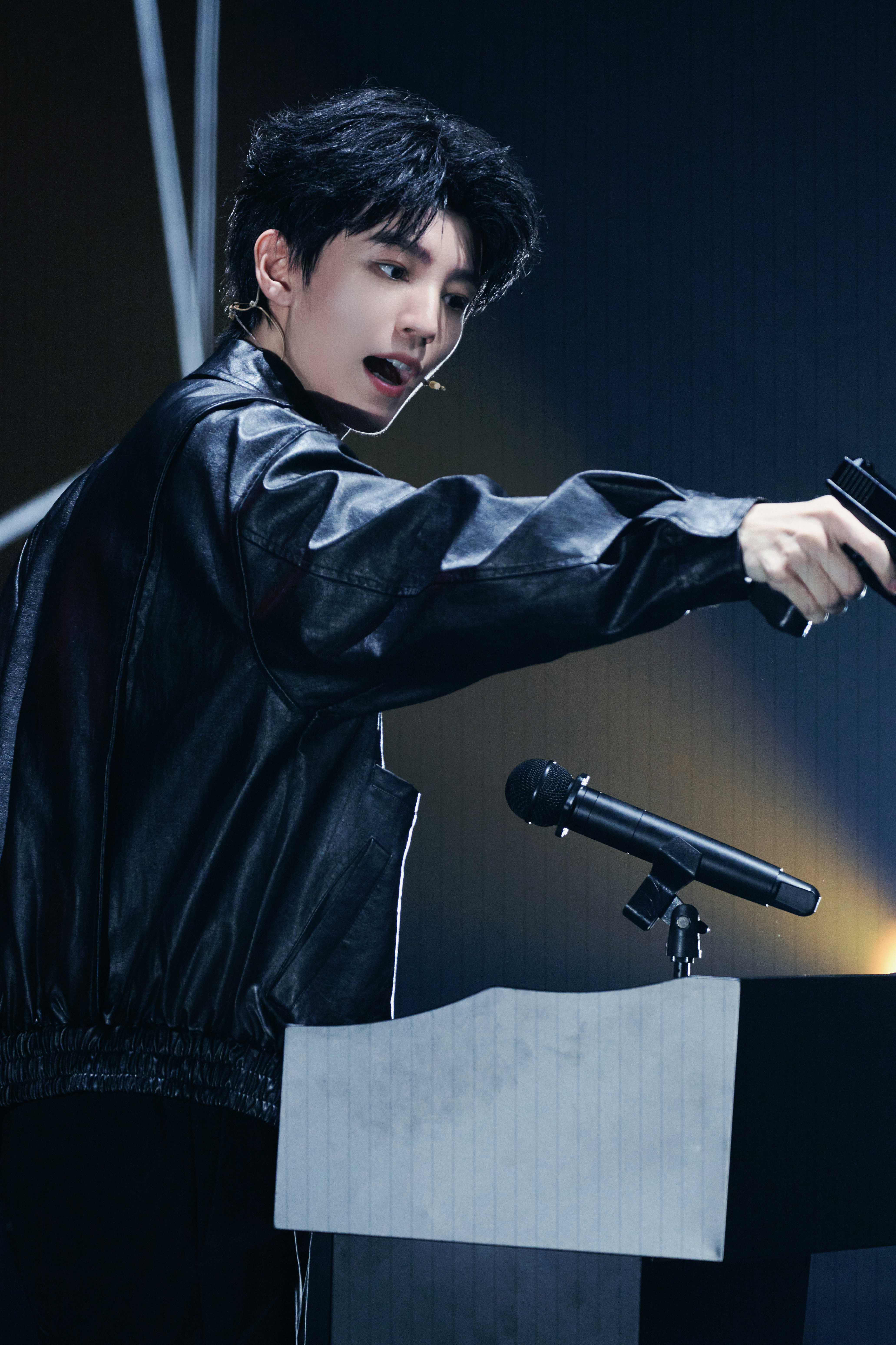 演一次👮算我求……哦，不用求了，已演✌️ 