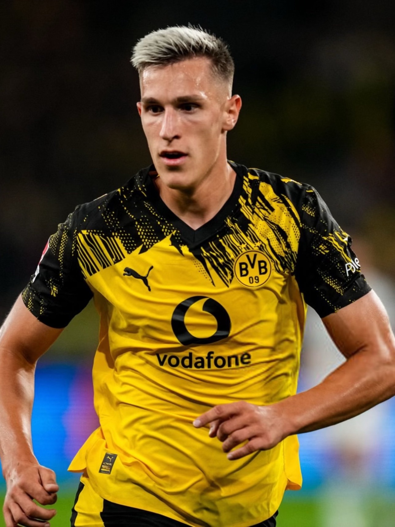 每体：施洛特贝克未来悬而未决 多特欲续约皇马仍有意 3月或迎最终决定据《每日体育