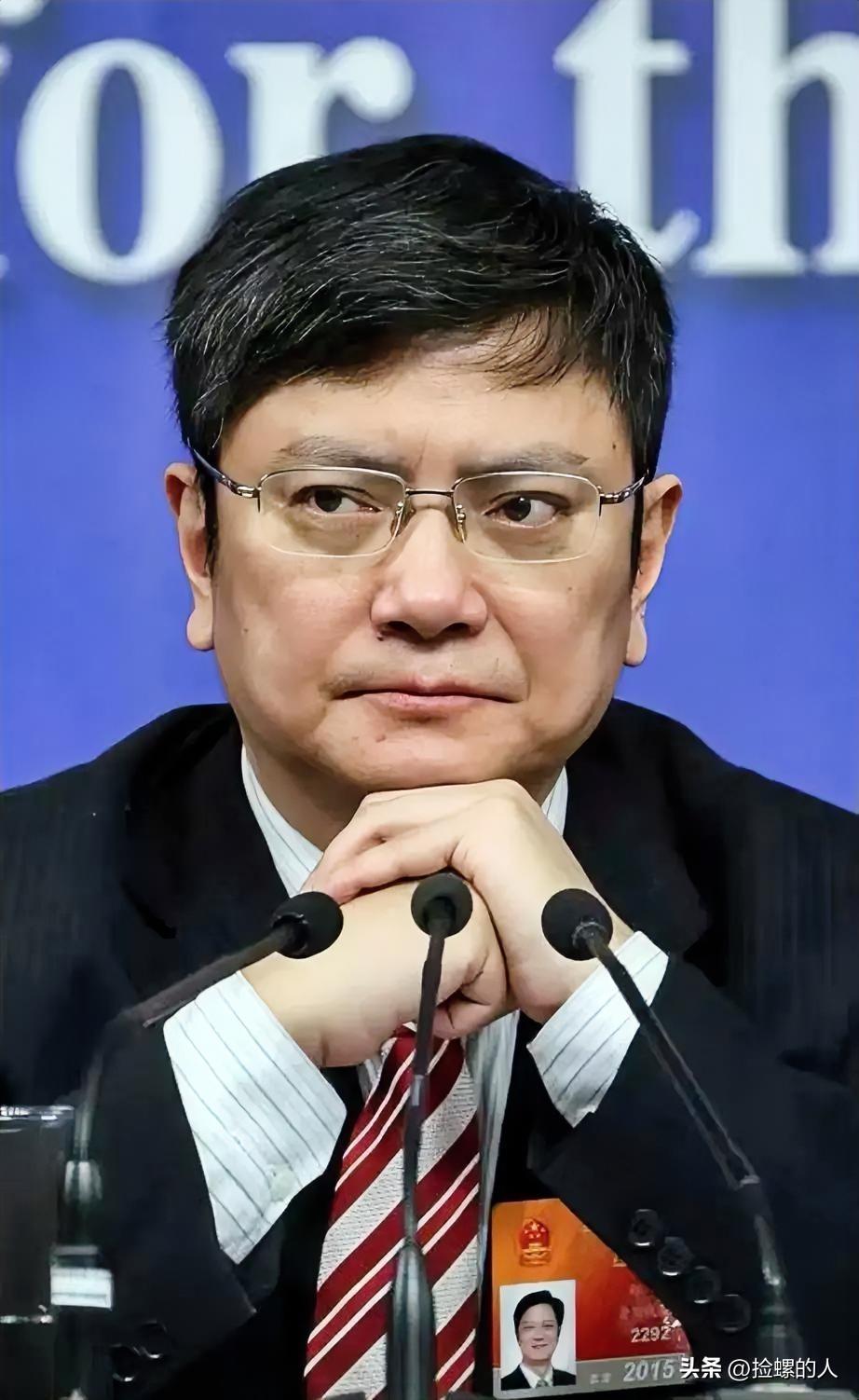 2026年3月下旬，浙江大学郑强教授在国家级会议上直言：AI别再忙着送外卖翻跟斗