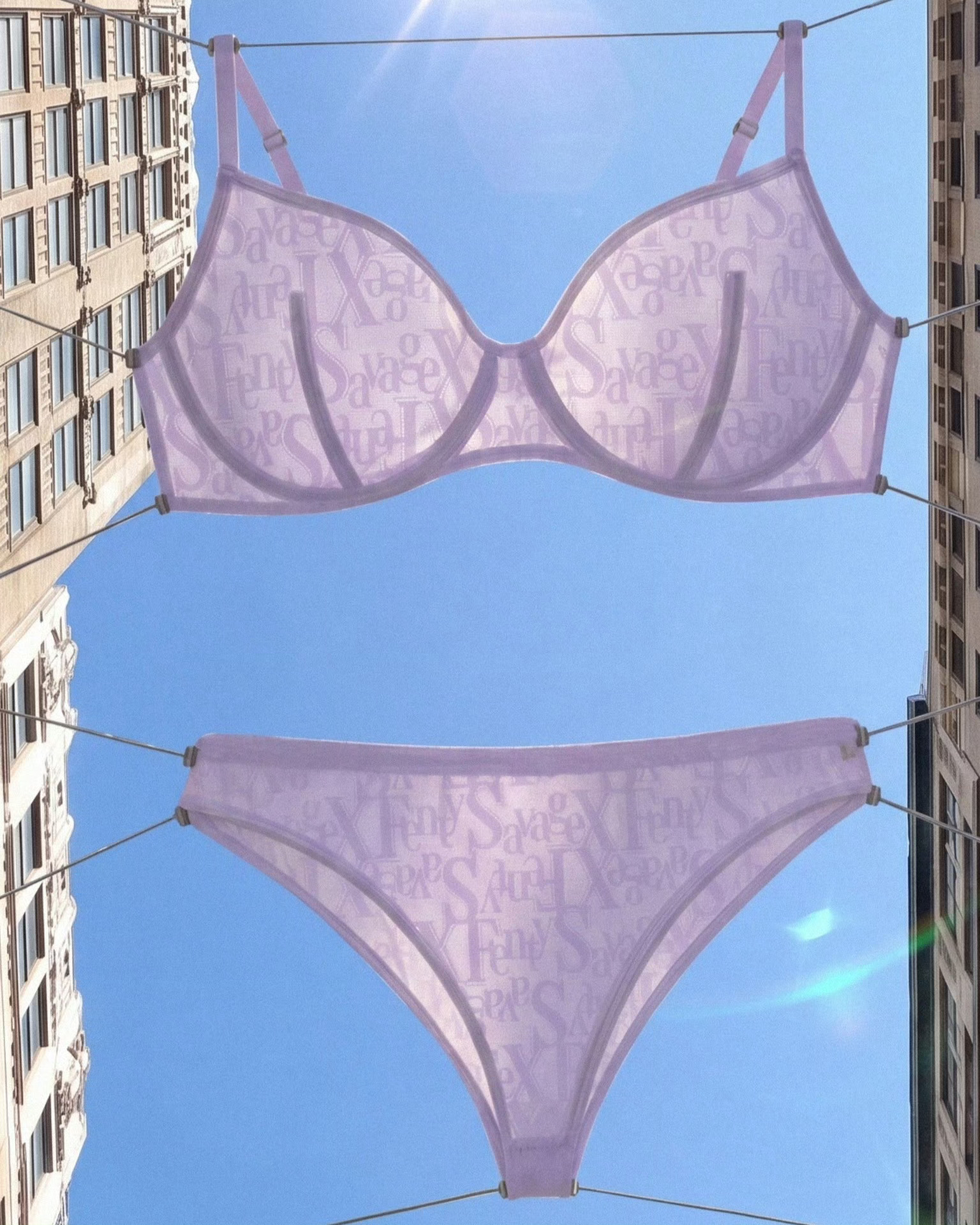 日日Rihanna最新ins story，为个人内衣品牌宣传，这👙也忒大了吧r