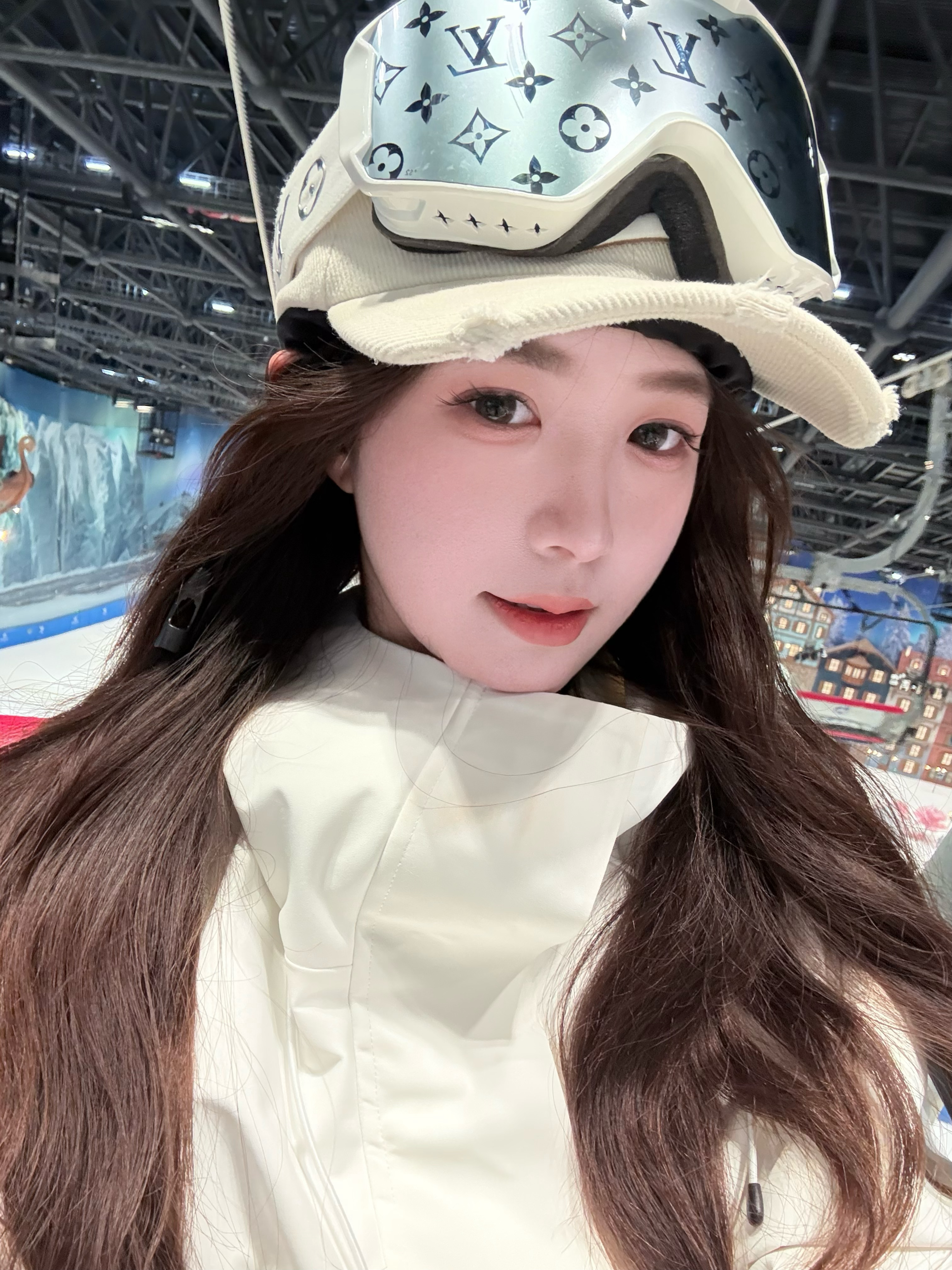在大冰箱从顶门滑到关门雪太烂了但也咬着牙刻哈哈哈  ​​​