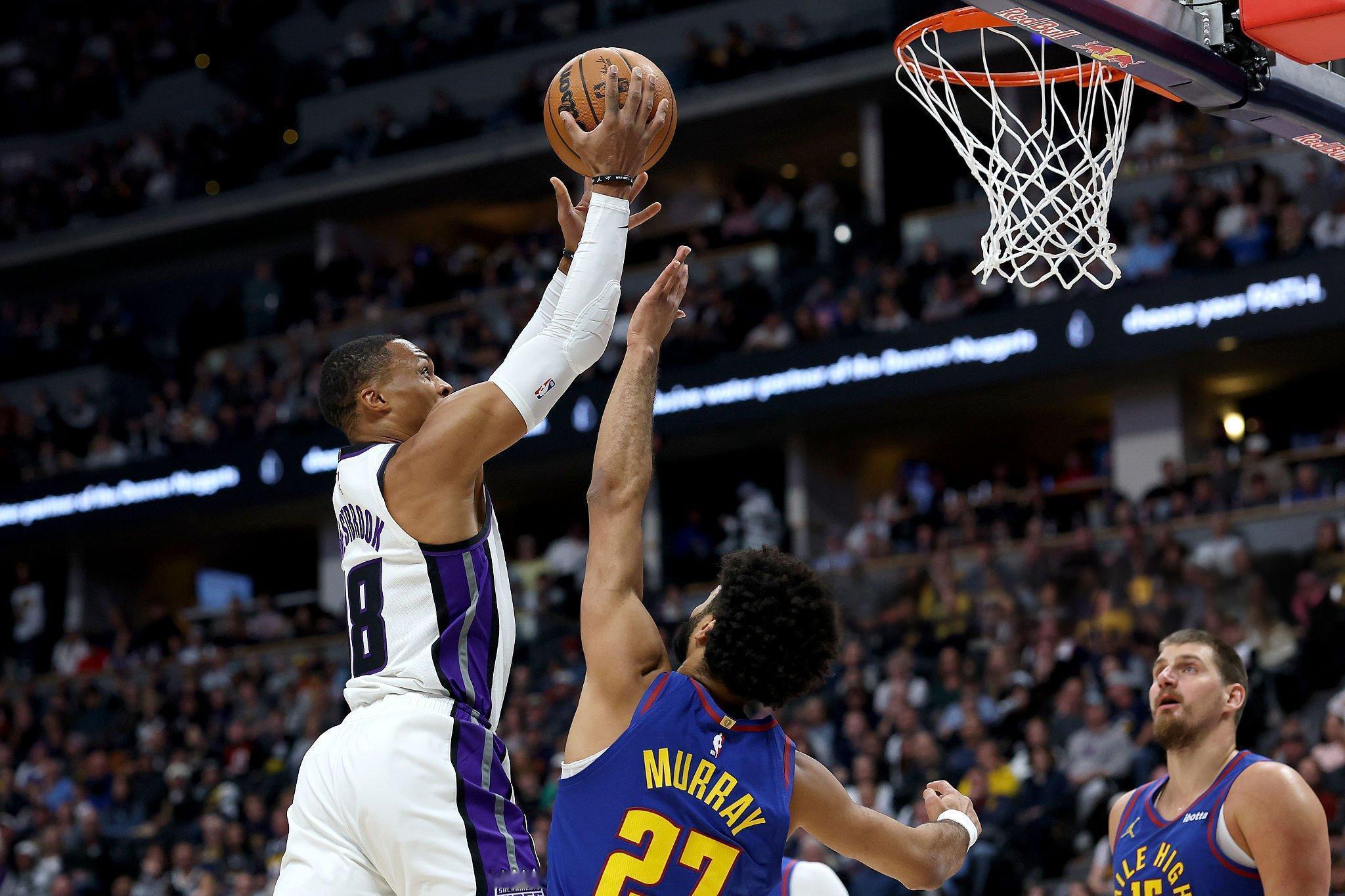 全场比赛结束，国王128：123掘金，结束8连败！拿下硬仗！威少16中9得到21