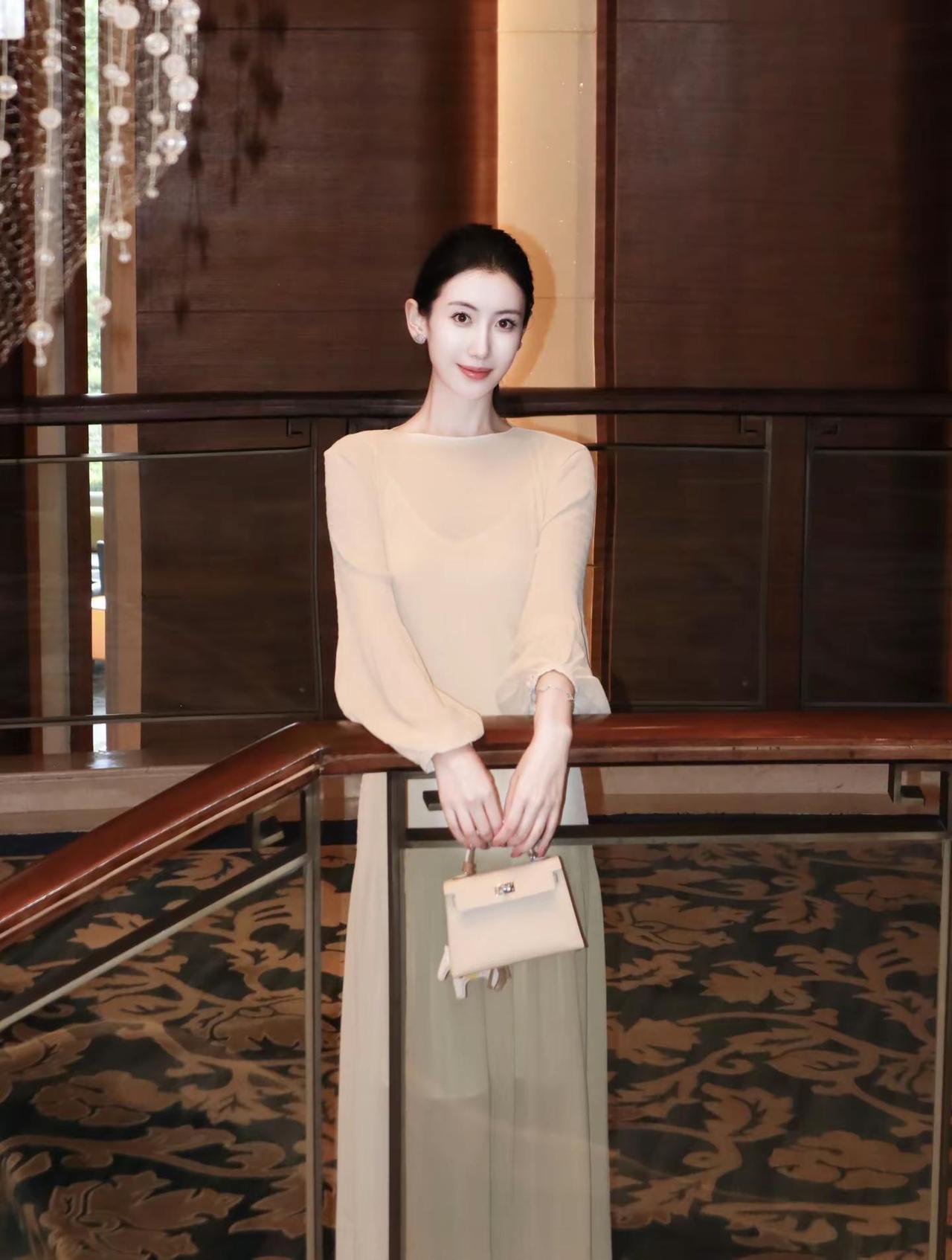 向内舒展，向外从容分享照片