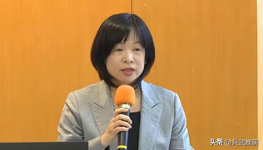 马英九基金会记者会  指控萧旭岑、王光慈“背信、侵占”

这场发布会直接公开提出