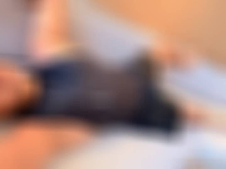 早啊，第一个周末的第二天，想想明天要上班就有点emo了！[哈哈][哈哈]需要[抱