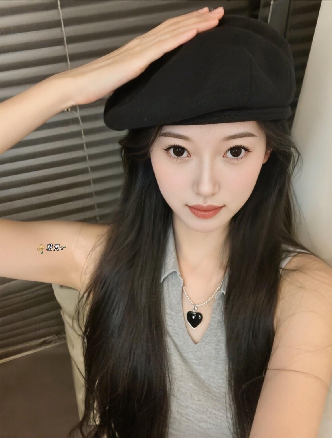 🌷晨光漫入人间，温柔藏进日常，新的清晨，愿日子清透，万事顺心，早安!