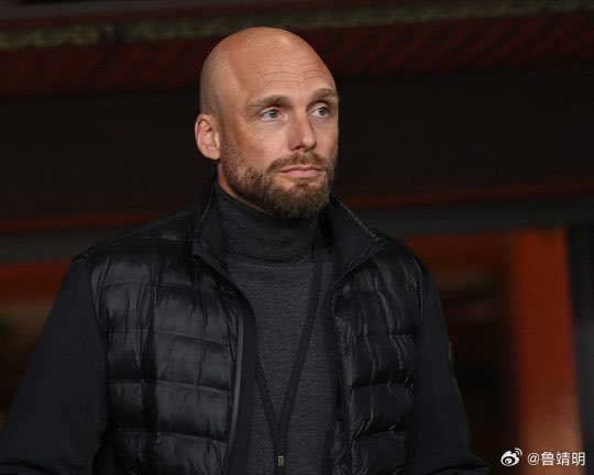 【一分一毫】奥莱-布克以谈判强硬著称，即使是最小的金额，他也会据理力争。据说他几