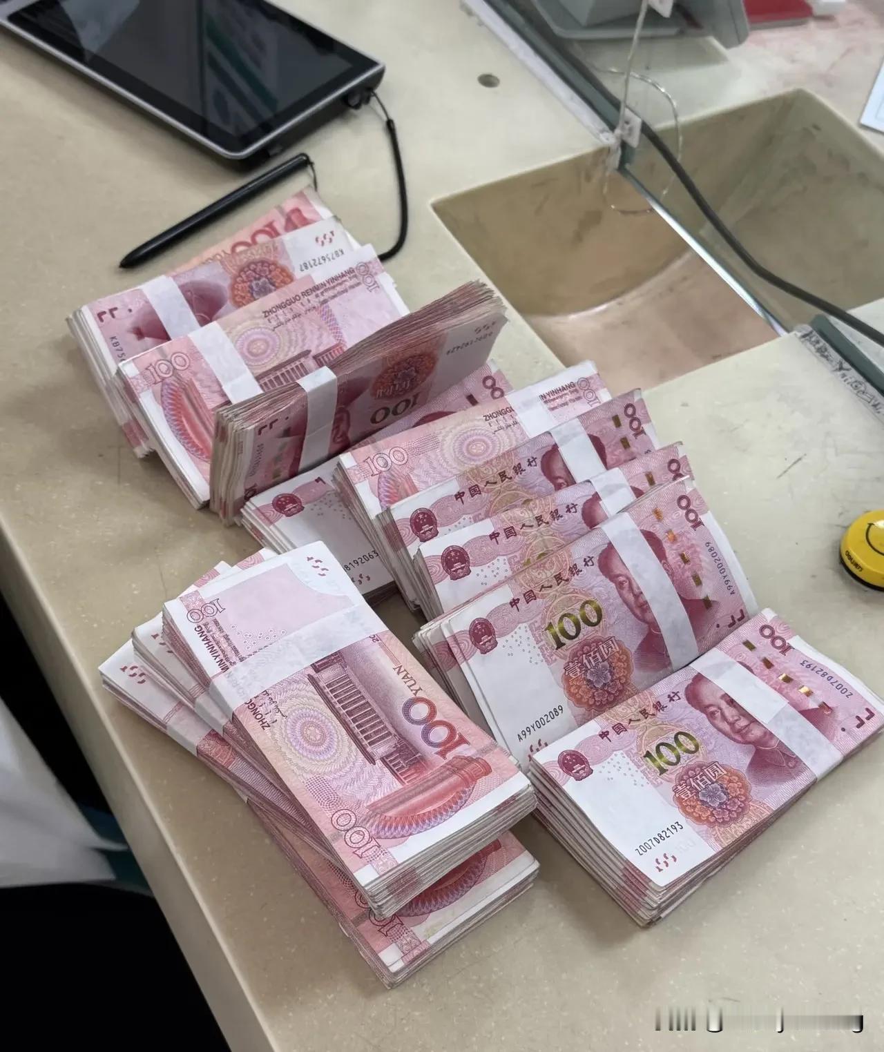 给2026的自己写句话新年伊始，万象更新，身体健康，合家欢乐，过好今天，期待明天