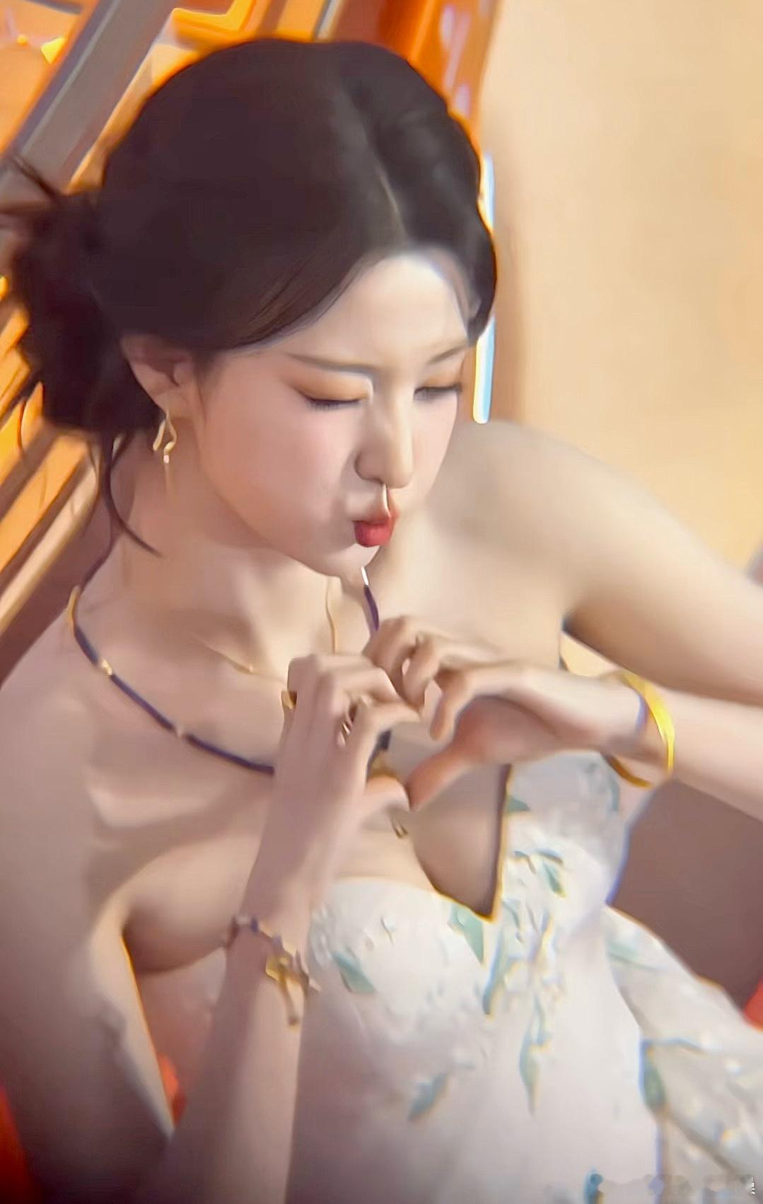 王楚然真的星味好浓她真的很明星从颜值到身材都很标致 
