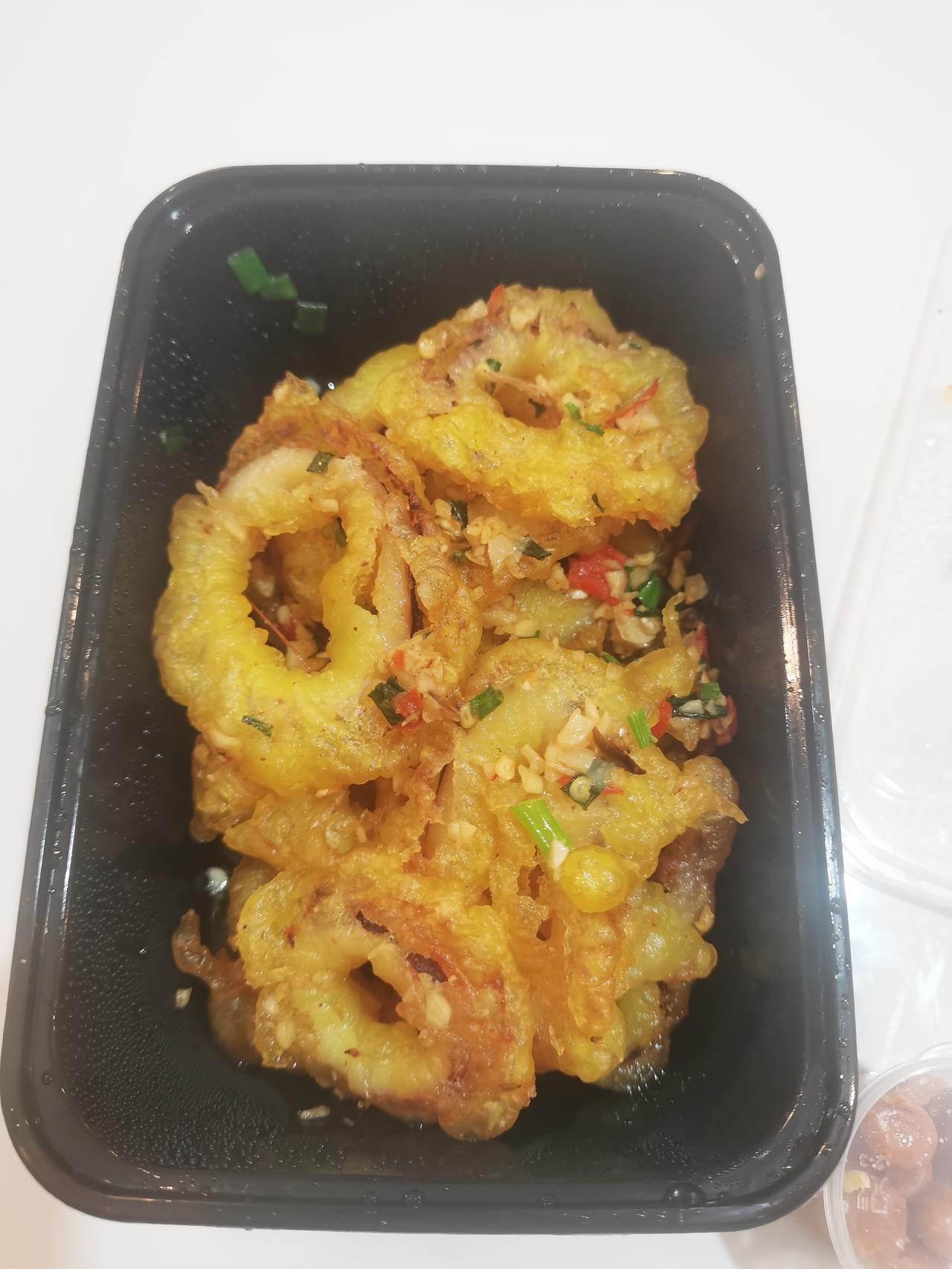 元旦快乐
今天就是2025年的最后一天了
我觉得要吃顿好的犒劳一下今年辛苦的自己