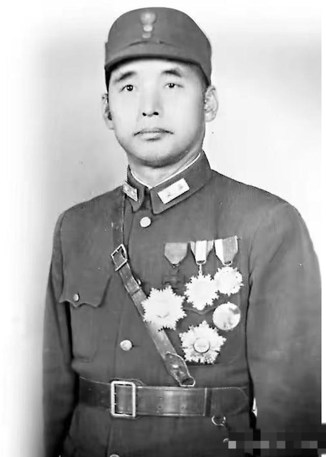 二级上将刘汝明回忆  二十九军始末  十五


1936年冬天，日军在平津地区举