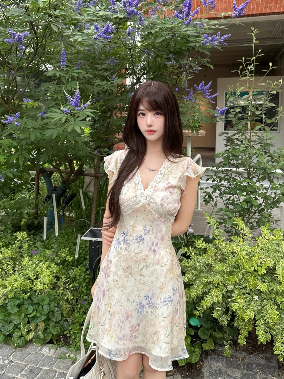 有点淑女了(๑¯◡¯๑)